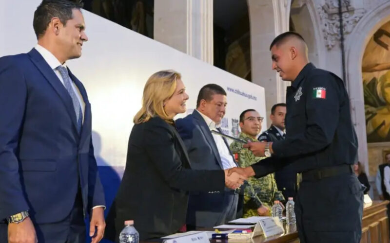 Forjadores de paz: Maru Campos gradúa a 180 nuevos policías y refuerza la seguridad en Chihuahua