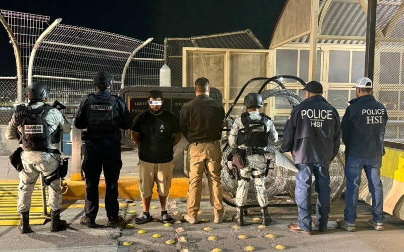 Detienen en Juárez a ciudadano estadounidense buscado por autoridades de EE.UU.; lo entregan en frontera