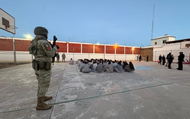 Realizan operativo de revisión en CERESO Femenil No. 1 en Aquiles Serdán