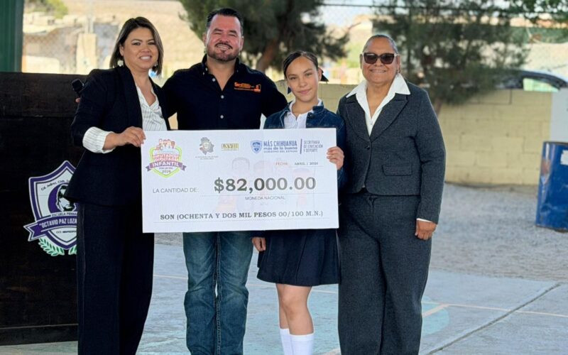 Reconocen a diputada infantil en Juárez; entregan apoyo a primaria del norponiente
