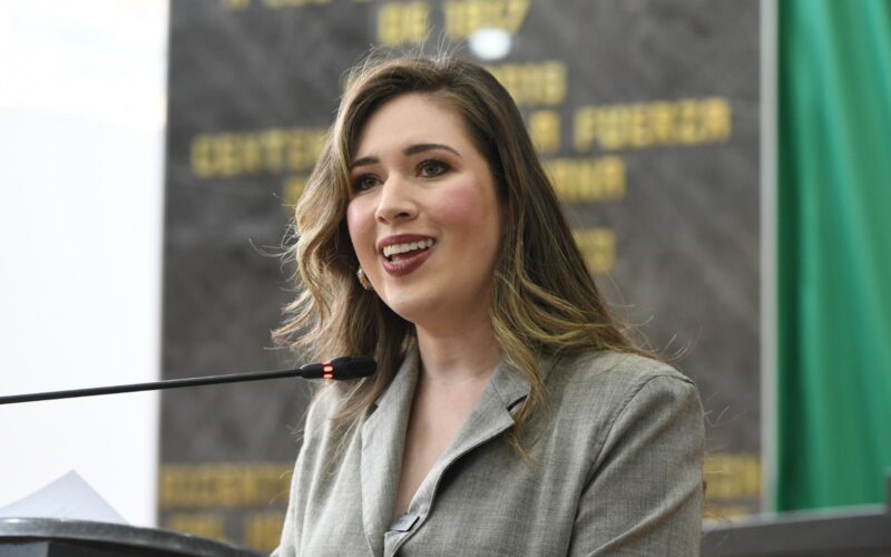 Agua para las aulas: Alma Portillo propone blindar suministro en escuelas