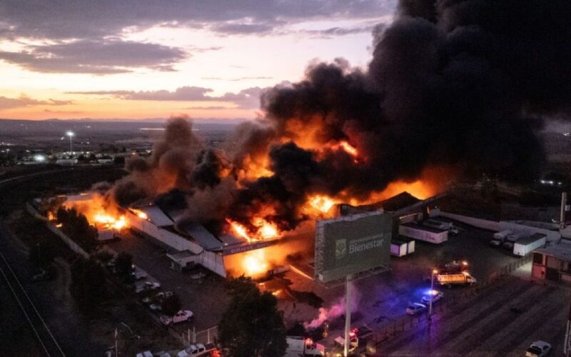 Gobierno federal señala a productores por incendio en bodegas de abasto en Zacatecas