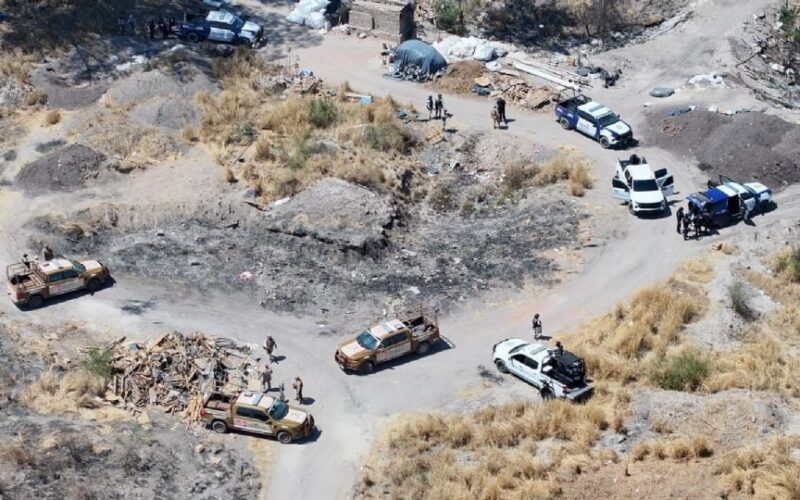 Destapan huachicol en Guanajuato: hallan toma clandestina con 25 mil litros de combustible