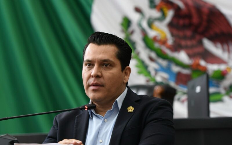 Piden Roberto Carreón frenar envío de agua de Chihuahua a EE.UU. por sequía extrema