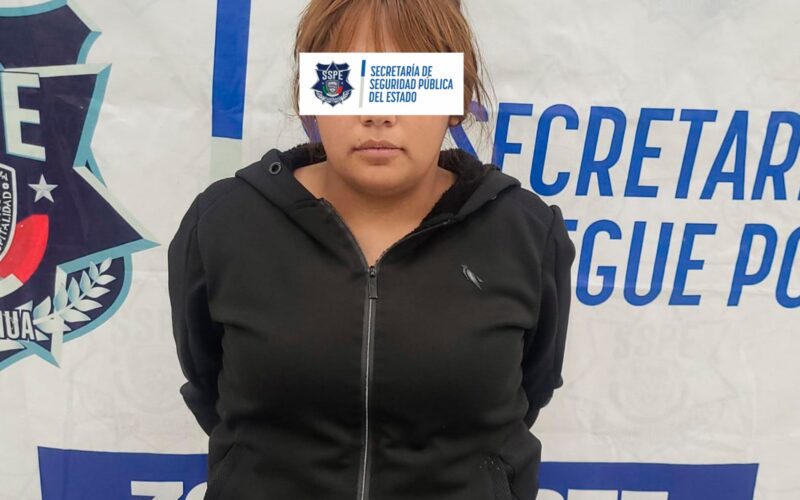 Cae mujer con orden por homicidio en Juárez: la ubican y ejecutan detención en plena vía pública