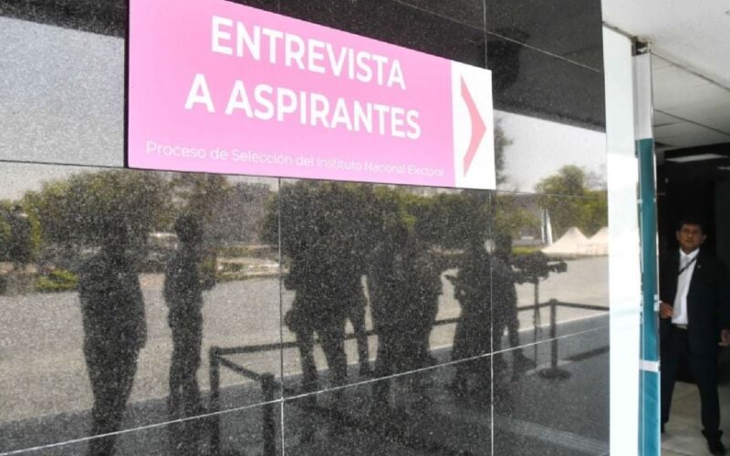Señalan opacidad en selección de consejeros del INE tras eliminación de aspirantes