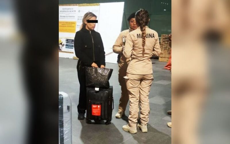 Cae mujer con cocaína oculta en shampoos en el AICM; ya fue vinculada a proceso