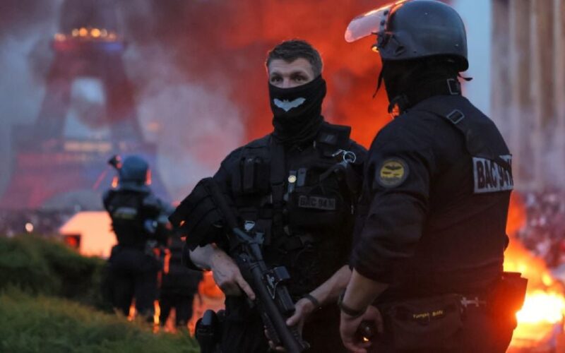 París Arde Tras Histórico Título Del PSG En La Champions; Más De 400 Detenidos