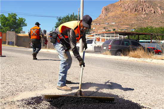 Repara Municipio más de mil 300 baches en una semana en Chihuahua capital