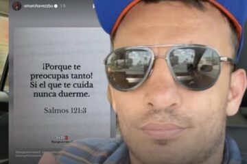 Omar Chávez sale en libertad tras audiencia en Culiacán y reaparece con mensaje en redes