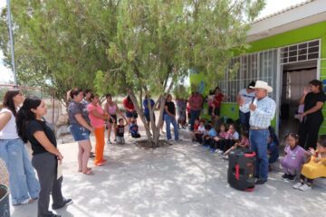 Arturo Zubía Lleva Apoyo Escolar A Preescolares De Camargo Y Beneficia A Decenas De Familias