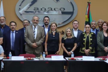 Manque Granados destaca unidad entre empresarios y gobierno durante encuentro con Canaco Chihuahua