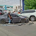 Triple choque en la 20 de Noviembre deja dos mujeres lesionadas y cuantiosos daños materiales