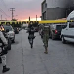 Asesinan a hombre a balazos dentro de taller mecánico en la colonia Oasis de Ciudad Juárez