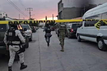 Asesinan a hombre a balazos dentro de taller mecánico en la colonia Oasis de Ciudad Juárez