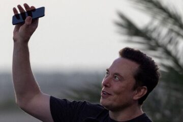 Elon Musk se convierte en el primer billonario del mundo tras impulso de SpaceX