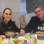 Claudia Sheinbaum celebra su cumpleaños con un pozole rojo junto a su esposo