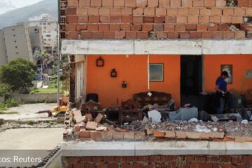 Réplica de magnitud 4.6 vuelve a sacudir el norte de Venezuela mientras continúan labores de rescate