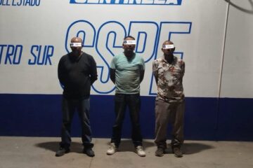 SSPE decomisa casi 28 mil litros de combustible presuntamente ilegal y detiene a tres hombres en Chihuahua