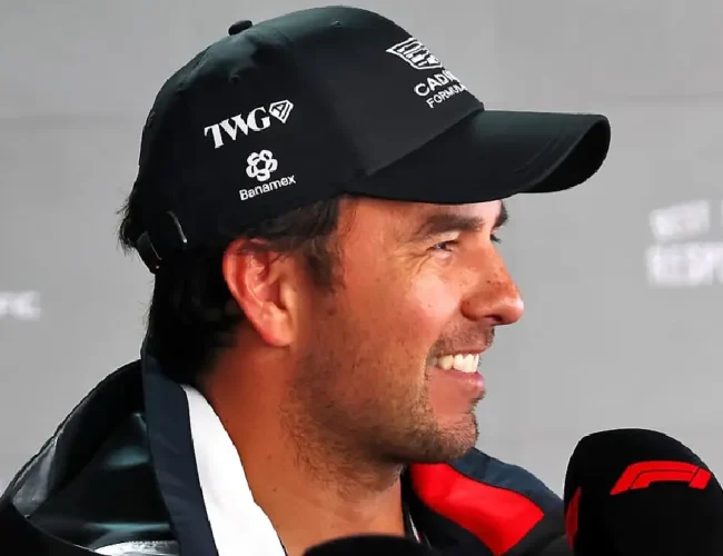Checo Pérez advierte a Inglaterra sobre la altura de la Ciudad de México previo al duelo mundialista