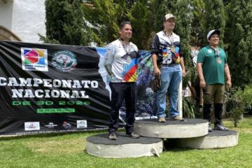 Clasifican dos arqueros juarenses al Campeonato Mundial de Tiro con Arco 3D