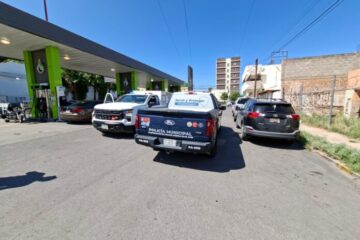 Localizan sin vida a un hombre frente a gasolinera en la avenida Colón