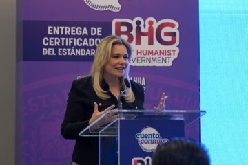 Maru Campos reconoce a dependencias por fortalecer un gobierno humanista y profesional