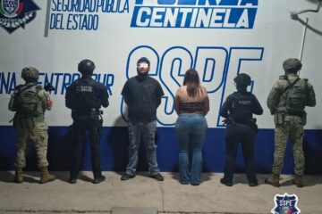 Detiene SSPE a pareja armada tras persecución en la ciudad de Chihuahua