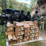 Aseguran explosivos y tres vehículos robados durante operativo en Maguarichi