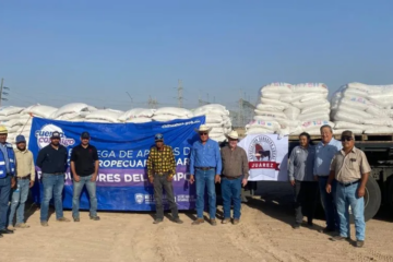 Entregan 18 toneladas de maíz rolado a productores de Ciudad Juárez para enfrentar la sequía