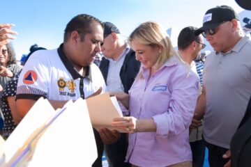 Maru Campos supervisa obras viales en la región centro-sur durante la Ruta Chihuahua