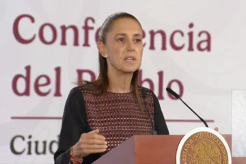 Sheinbaum arremete contra “comentócratas”: asegura que el 99% critica a su gobierno con la misma narrativa