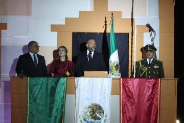 El Chamizal se pinta de fiesta: cerca de 40 mil juarenses celebran el Grito al ritmo de Bronco