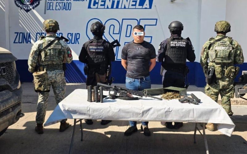 Tras ataque a helicóptero, operativo en Ojinaga deja tres detenidos y cinco armas aseguradas