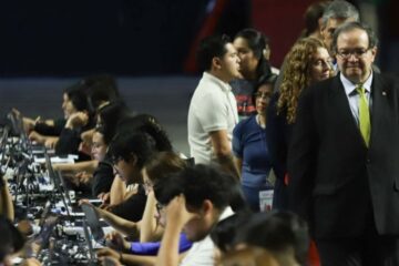 UNAM abre una segunda puerta: mil 743 jóvenes consiguen lugar tras quedar fuera en primera asignación