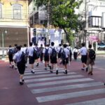 Alumno de 15 años dispara dentro de secundaria en Tailandia; evacúan escuela sin reportar víctimas