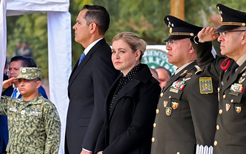 Maru Campos reafirma coordinación con el Ejército ante nuevo mando de la XI Región Militar