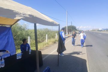 Brindan hidratación a 400 peregrinos rumbo al Santuario de San Judas Tadeo