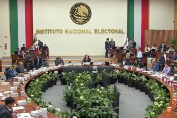 Taddei anuncia renuncia al INE; Monreal plantea iniciar proceso de relevo