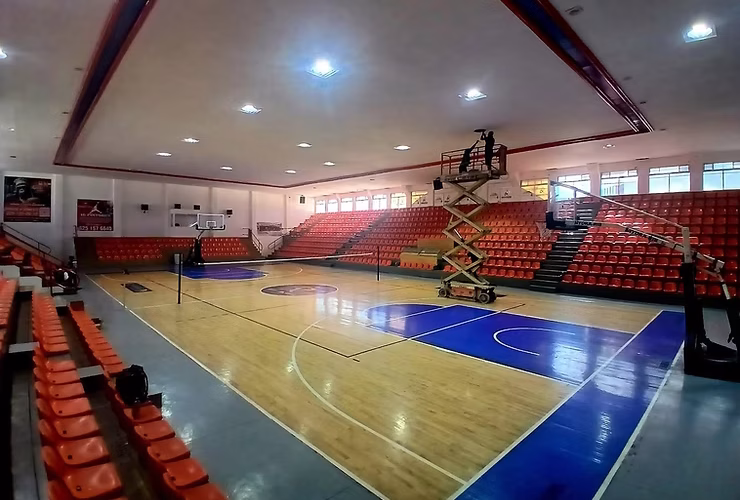 Renuevan iluminación, canchas y parques deportivos en Cuauhtémoc
