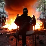 Trump pide a Francia cerrar sus fronteras tras protestas y disturbios