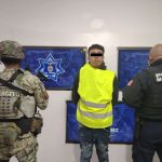Detienen a joven con aproximadamente 180 envoltorios de presunta heroína en Juárez