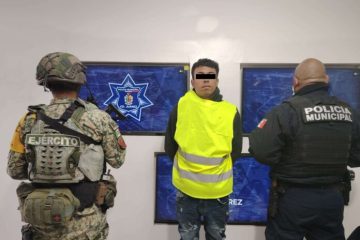 Detienen a joven con aproximadamente 180 envoltorios de presunta heroína en Juárez