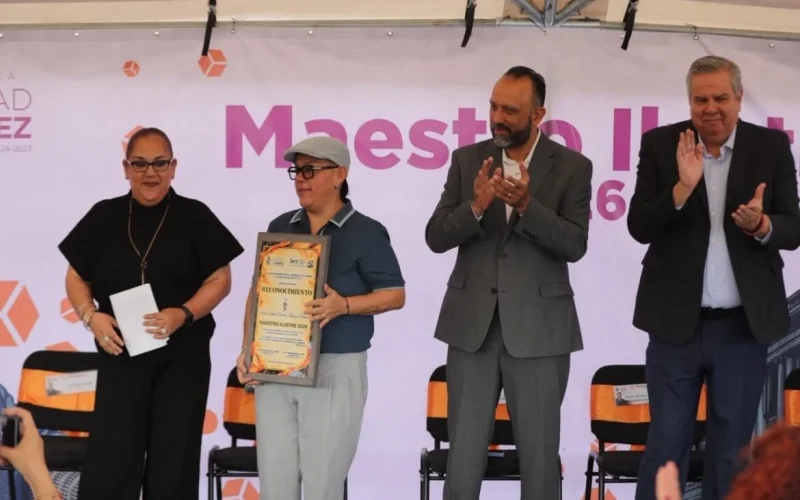 Honran en Juárez el legado de la maestra Silvia Socorro Terrazas