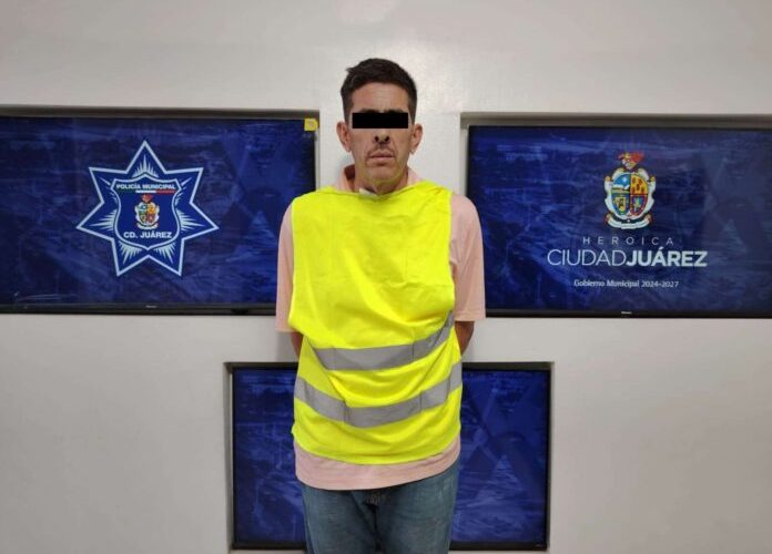 Detienen a hombre por presunto acoso sexual en Tesoro Escondido